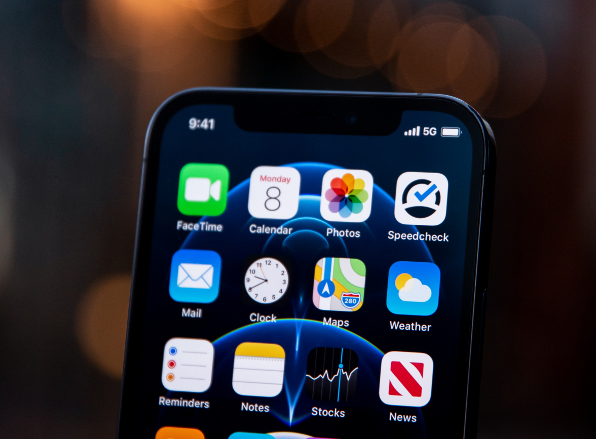 老河口苹果手机维修分享为什么 iPhone 12 在冬季会自动关机 